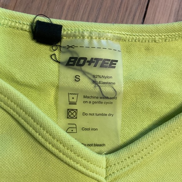 Oh Polly Bo + Tee Altitude Crop Top & Vigour Sports Bra Set - Picture 3 of 5